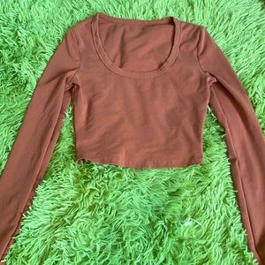 BRAND NEW TRENDY TOP* brown cropped long sleeve